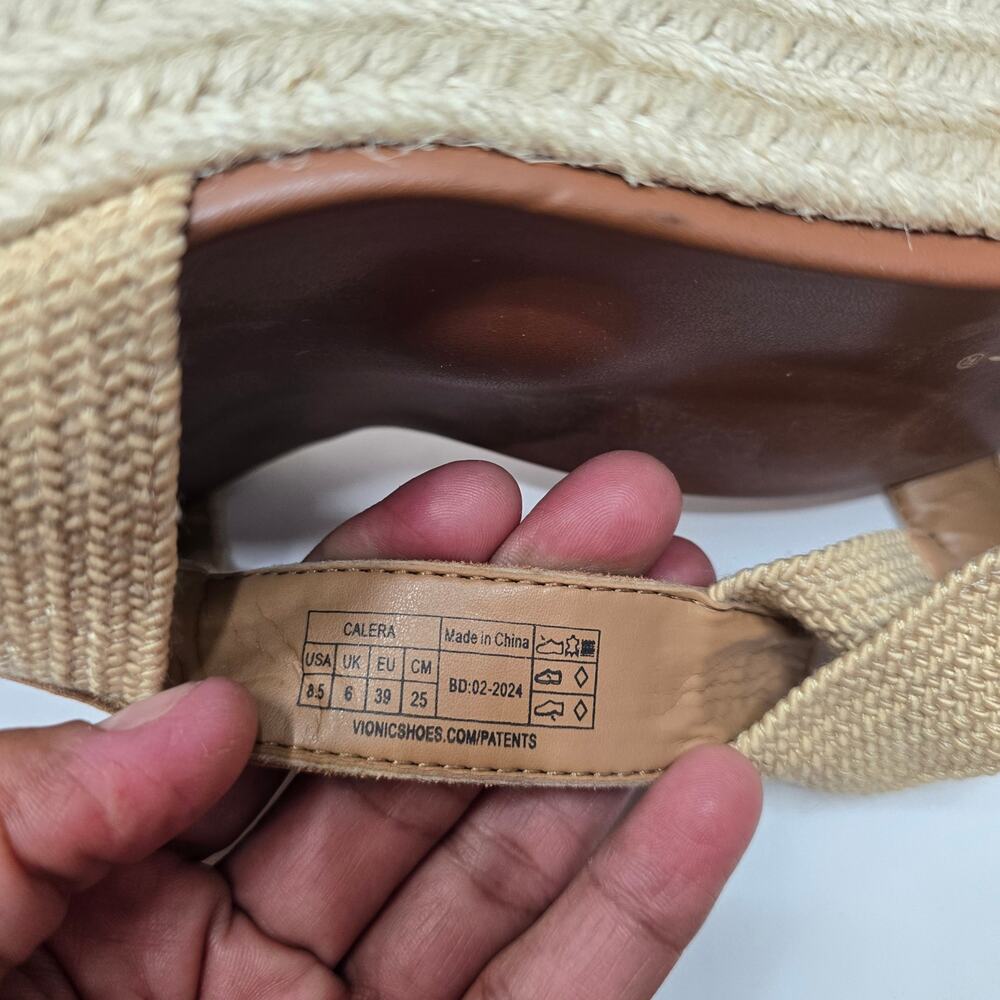 VIONIC CALERA ESPADRILLE WEDGE SANDAL, SIZE 8.5 - Picture 7 of 9